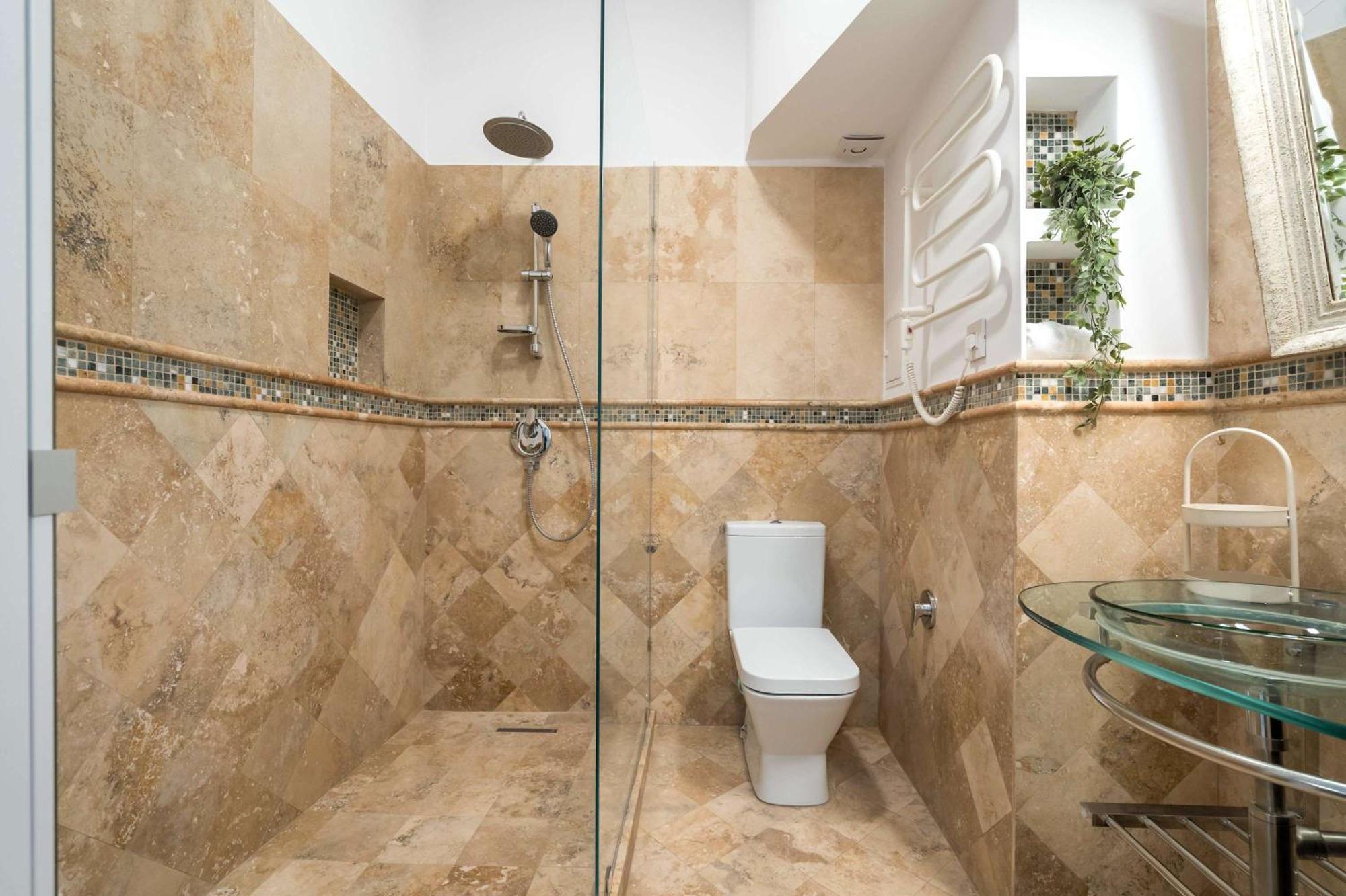 Stunning 3br - Balcony Overlooking Calea Victoriei Appartamento *