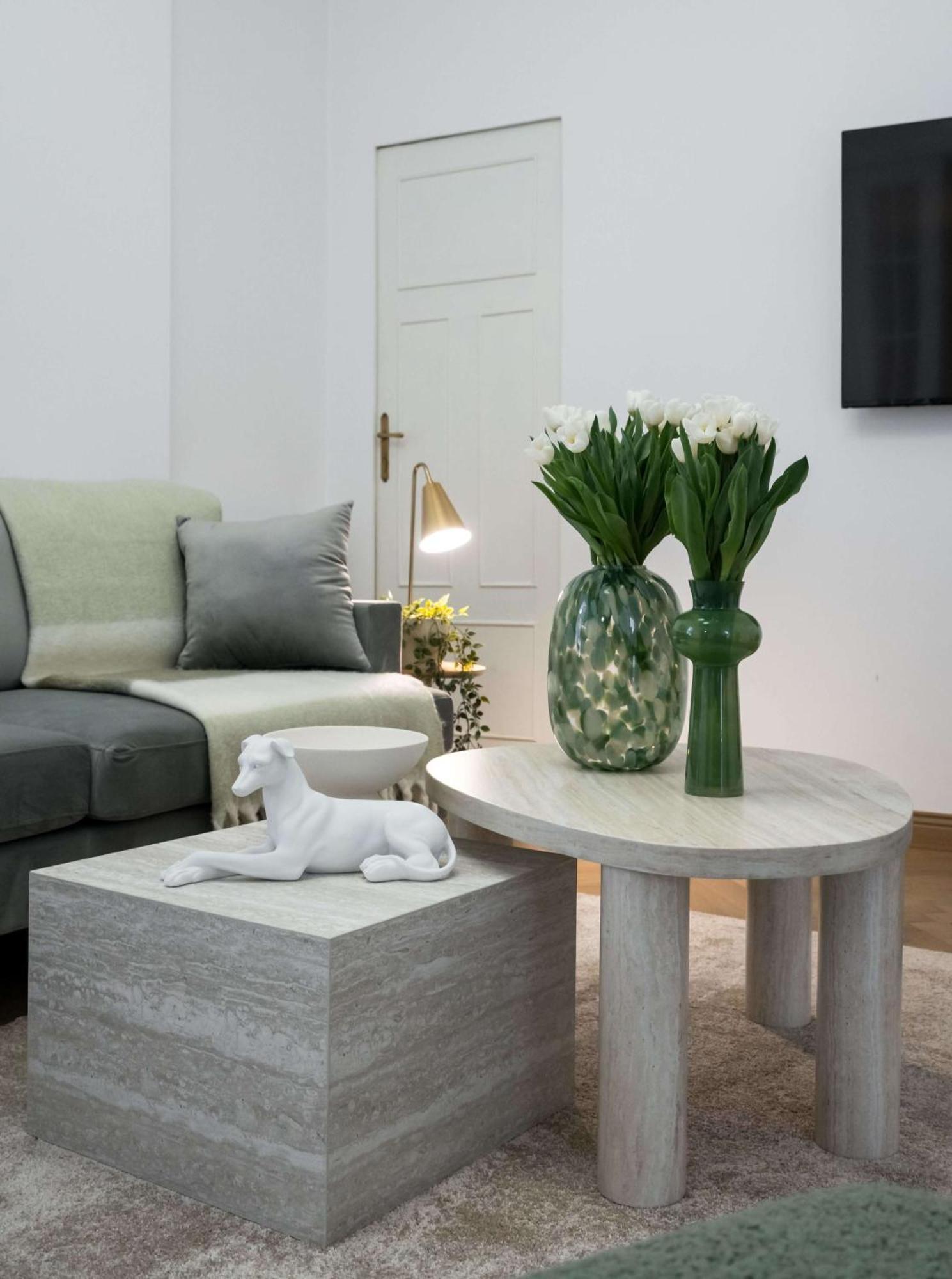 Apartament Stunning 3br - Balcony Overlooking Calea Victoriei *