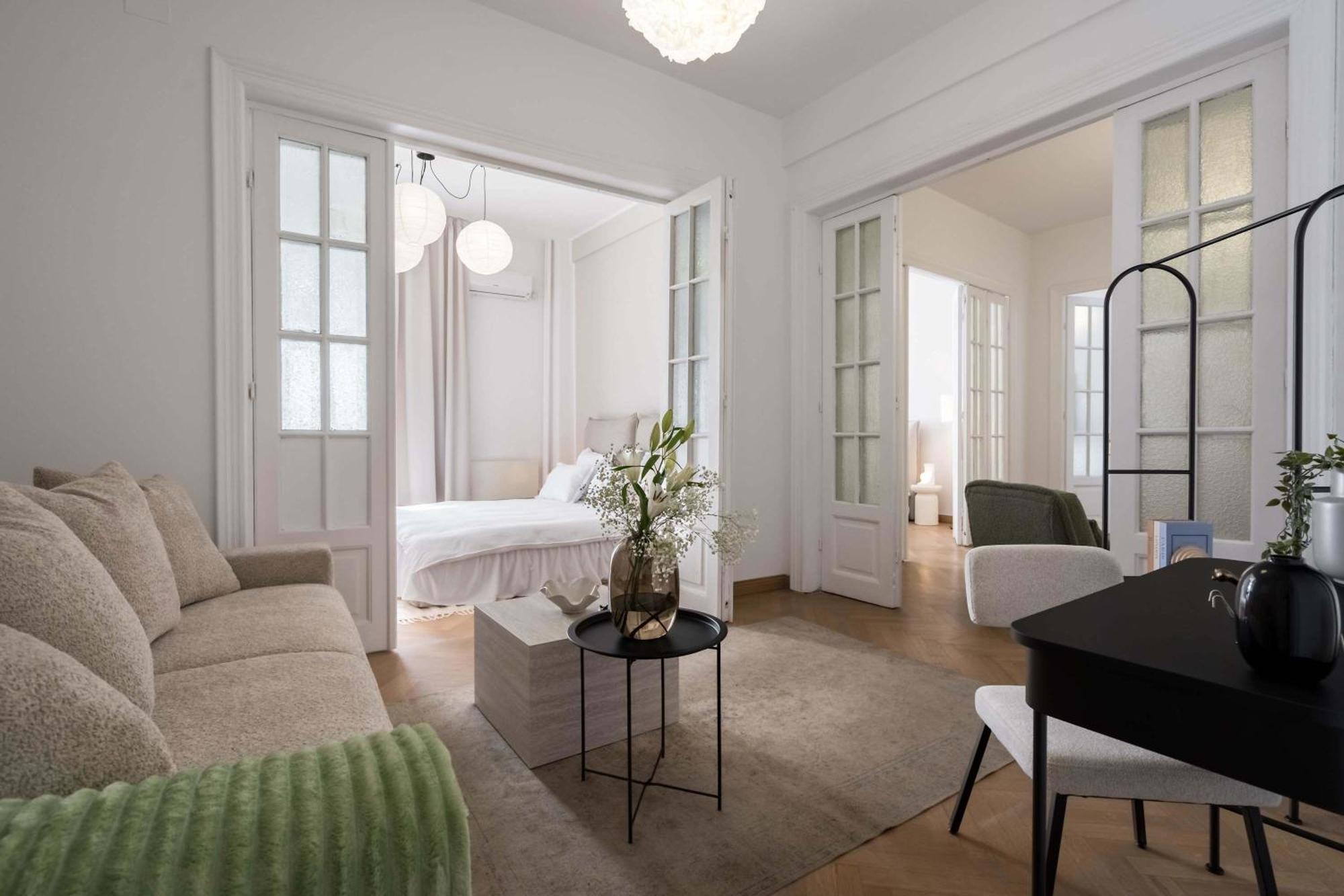 Stunning 3br - Balcony Overlooking Calea Victoriei