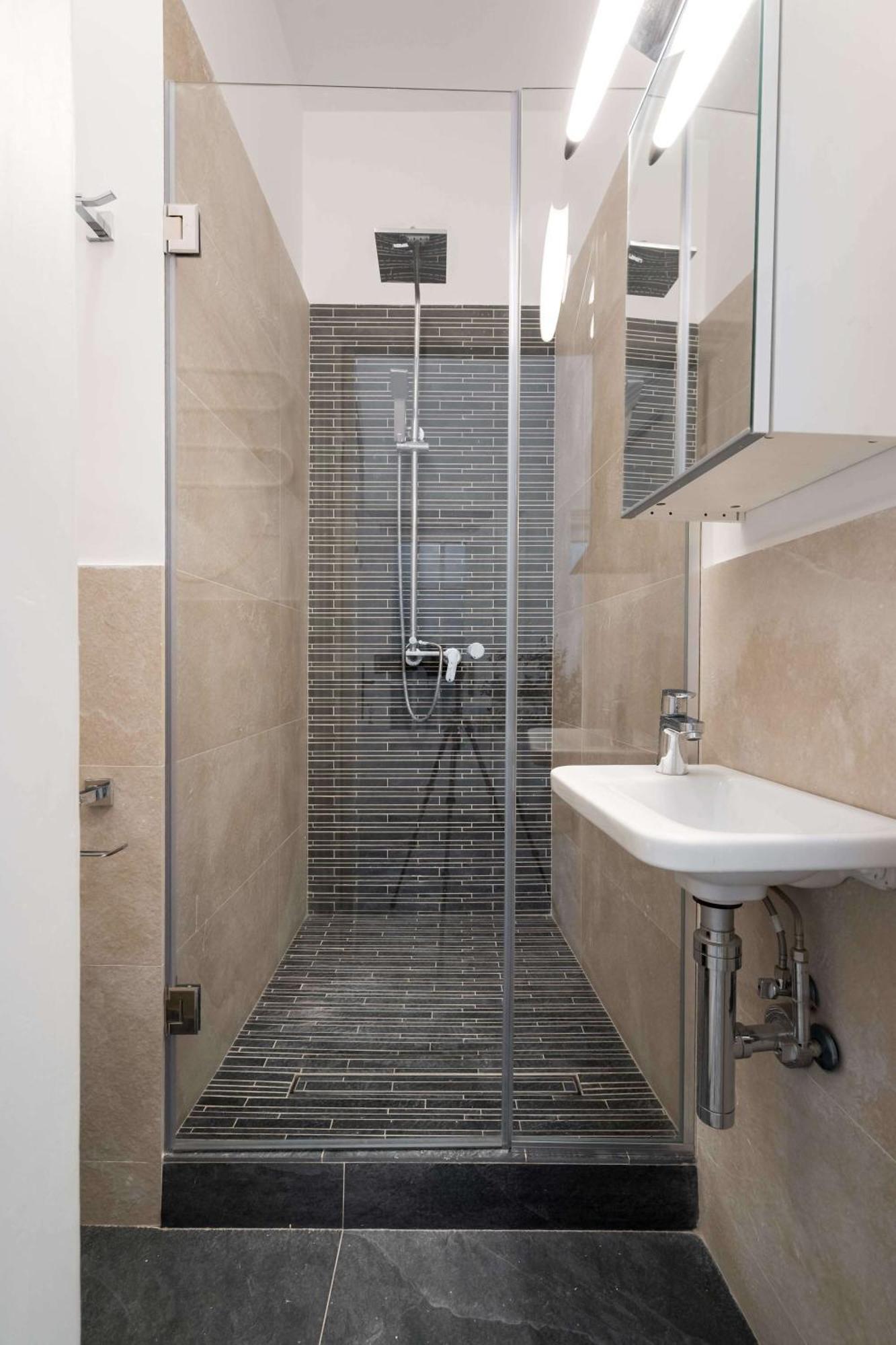 Stunning 3br - Balcony Overlooking Calea Victoriei Apartament