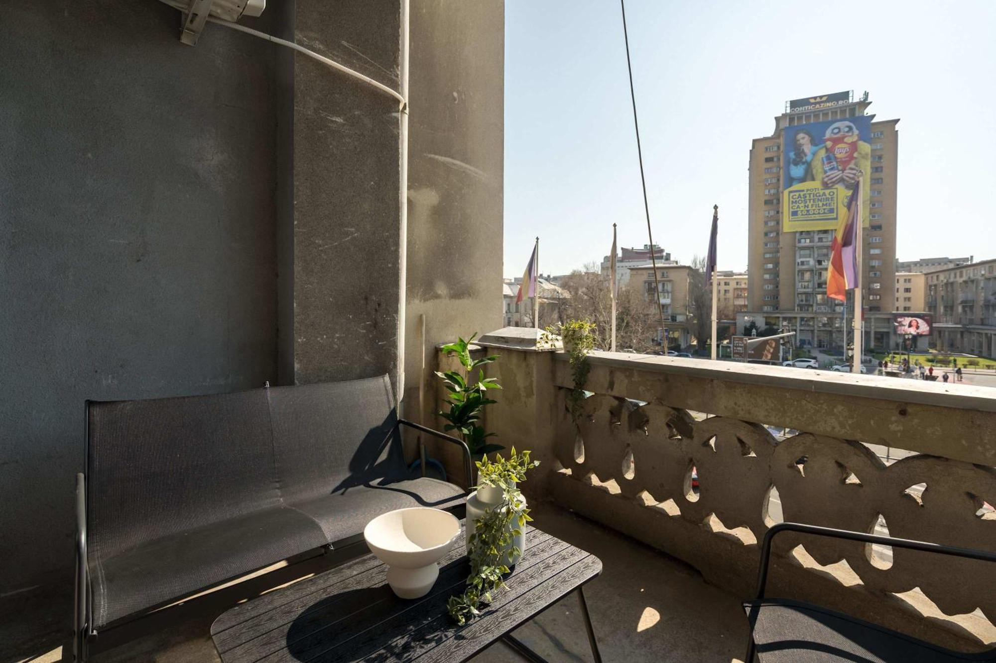 Stunning 3br - Balcony Overlooking Calea Victoriei *